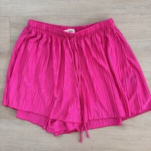 Good American Fuchsia Women's Pleated Shorts 00 0 Satin Barbiecore
